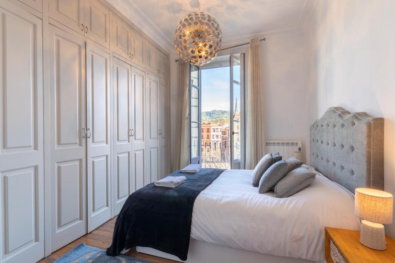 Confort Y Diseno Con Vistas Al Casco Viejo Bilbao Dış mekan fotoğraf